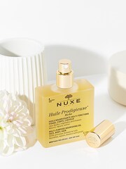 Nuxe Huile Prodigieuse® Riche Multi-Purpose Dry Oil for Face, Body and Hair 100ml - Image 4 of 6