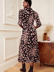 Love & Roses Black and Nude Jersey Pleated Belted Midi Summer Shirt Dress - Image 2 of 4