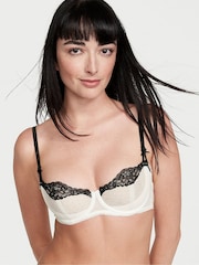 Victoria's Secret Coconut White Lace Trim Balcony Bra - Image 1 of 1