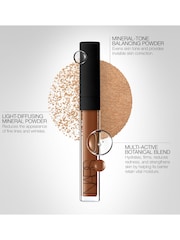 NARS Radiant Creamy Concealer - Image 4 of 4
