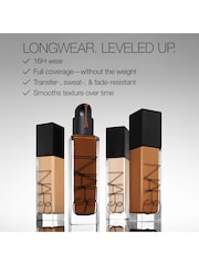 NARS Natural Radiant Longwear Foundation - Image 4 of 5