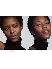 NARS Pure Radiant Tinted Moisturiser SPF 30 - Image 3 of 5