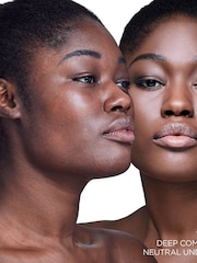 TOM FORD Traceless Soft Matte Foundation 30ml - Image 2 of 4