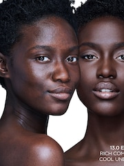 TOM FORD Traceless Soft Matte Foundation 30ml - Image 2 of 4