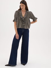 Hush Koa Ruffle Short Sleeve Check Textured Blouse - 4의 이미지 2