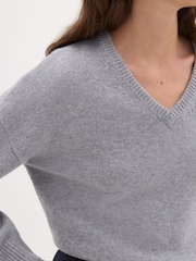 Hush Grey Millie Merino Wool V-Neck Jumper - Image 4 of 5