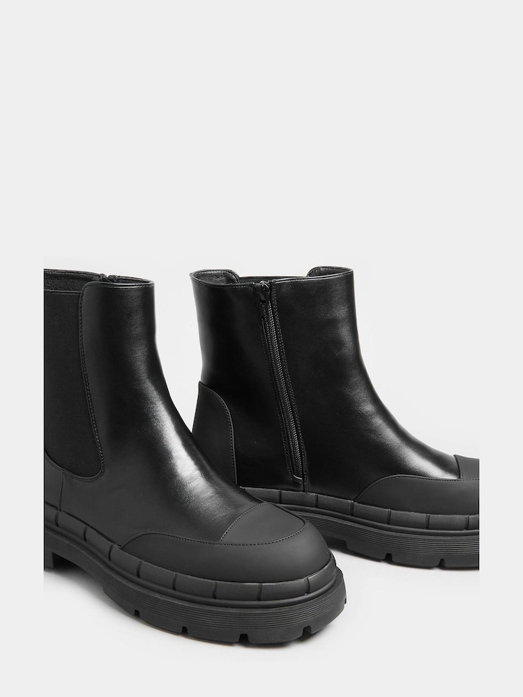 Yours Curve Black Extra Wide Fit High Shaft Chelsea Boot - Image 5 of 5