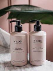 NEOM Real Luxury Hand & Body Wash 300ml - Image 3 of 5