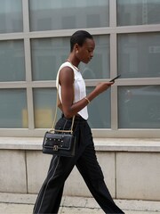 Victoria's Secret Victoria Medium Shoulder Bag - Image 4 of 5