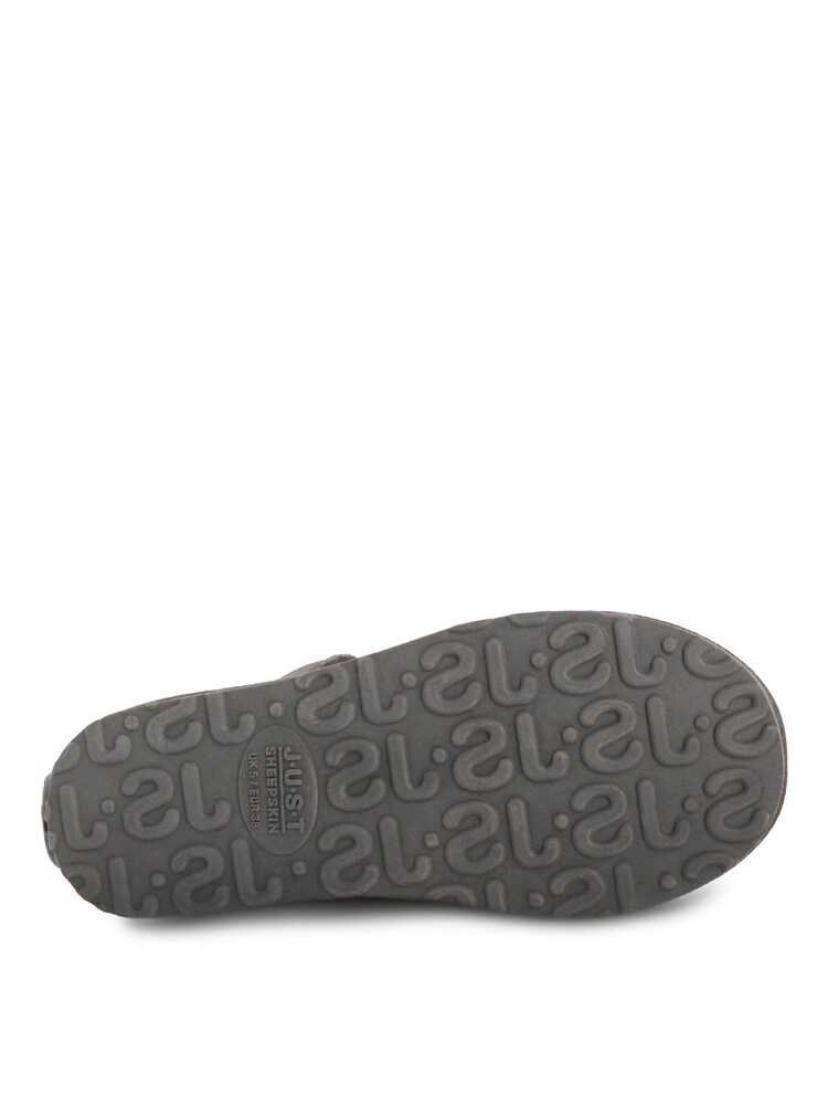 Just Sheepskin Grey Ladies Short Classic Sheepskin Boots - Image 5 of 5
