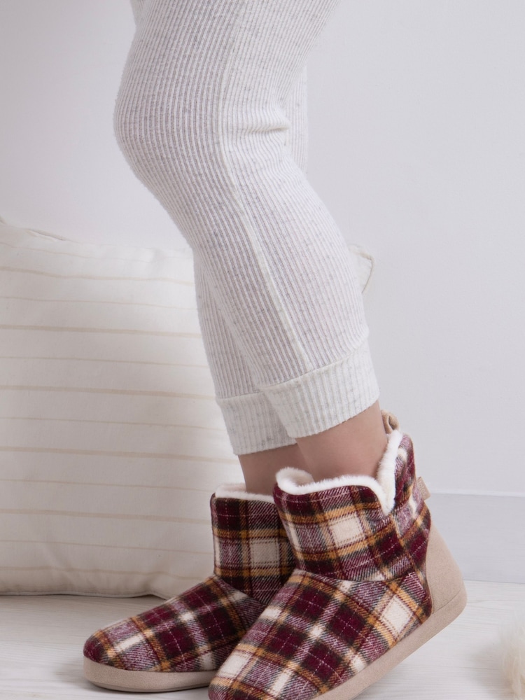Totes Red Christmas Ladies Tartan Boot Slippers - Image 1 of 5