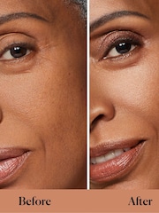 Laura Mercier Translucent Loose Setting Powder Light Catcher - Image 3 of 5