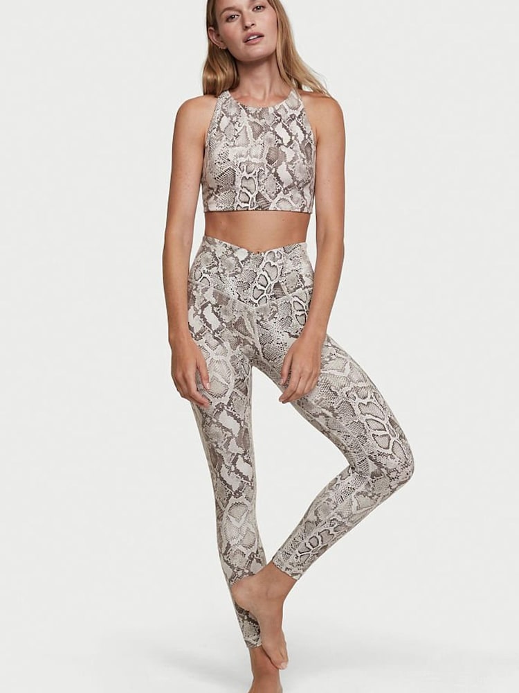 Victoria's Secret Live On Point Crossover Legging - Image 4 of 4