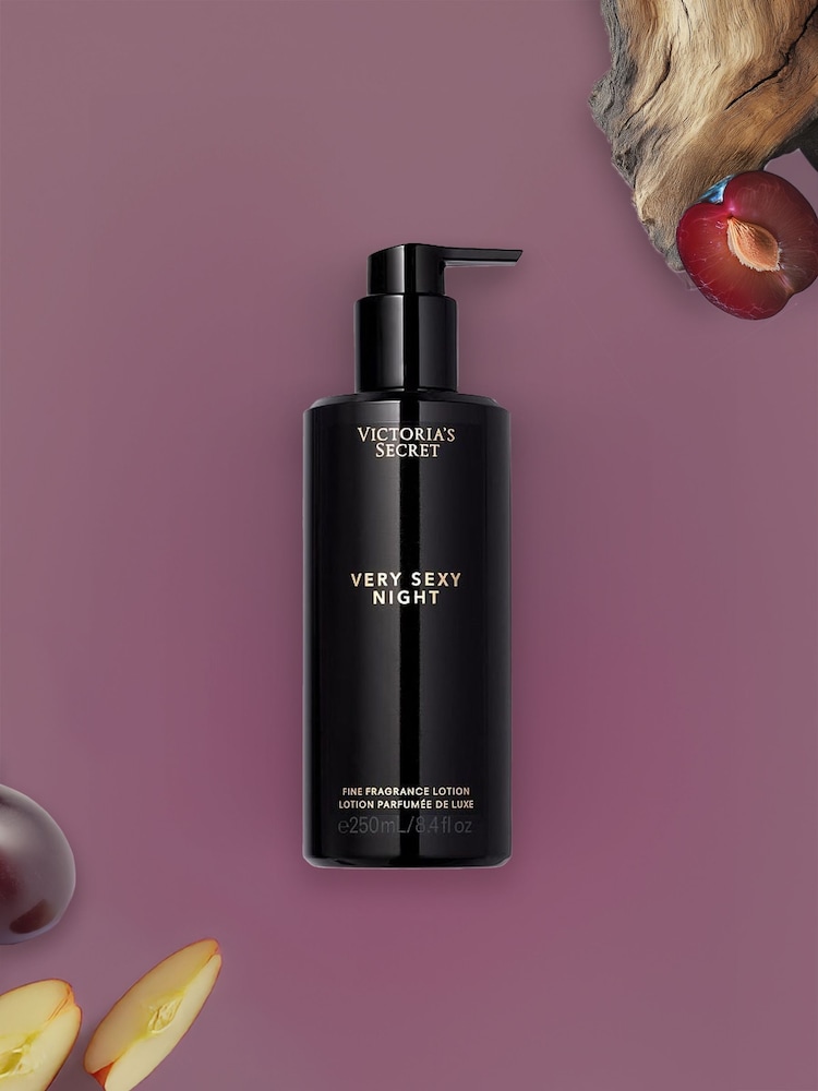 Victoria's Secret Very Sexy Night Body Lotion 250ml - Image 1 of 1 Victoria's Secret Very Sexy Night Body Lotion 250ml - Image 1 of 1