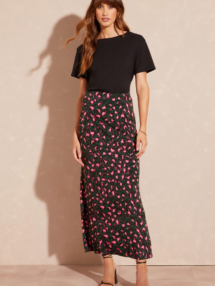 Love & Roses Green Animal Jersey Floral Summer Midi Skirt - Image 4 of 4 Love & Roses Green Animal Jersey Floral Summer Midi Skirt - Image 4 of 4
