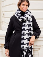 Lipsy Black/White Super Soft Chunky Brushed Large Scarf - Image 3 of 4
