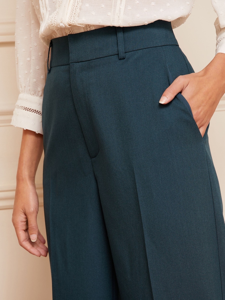 Waldgrün - Love & Roses Tailored-Hose mit weitem Bein und hohem Bund - Bild 4 von 4 Waldgrün - Love & Roses Tailored-Hose mit weitem Bein und hohem Bund - Bild 4 von 4