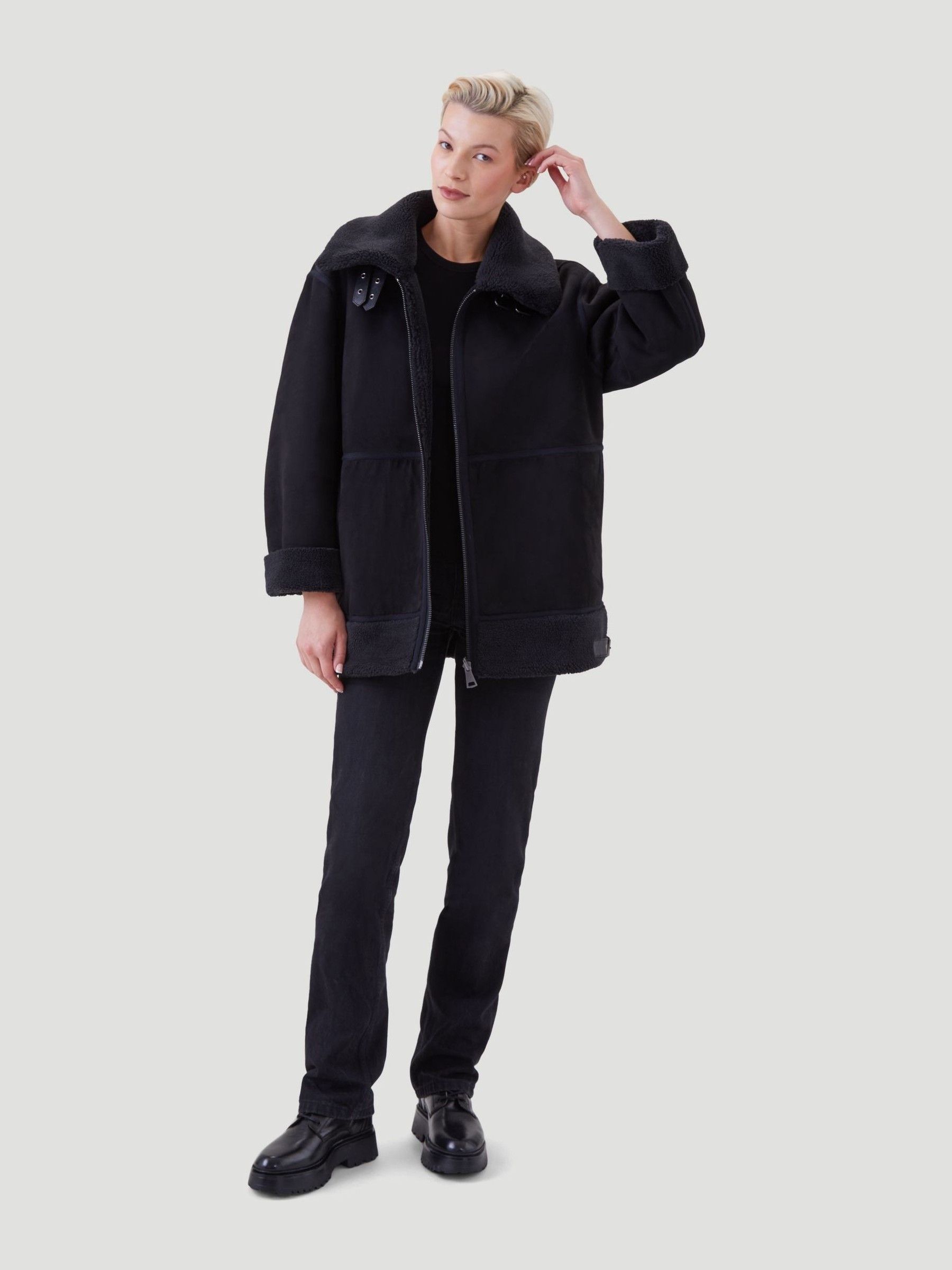 Buy Kaldtvaer Black Askim Oversized Reversible Aviator