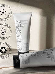 St. Tropez Gradual Tan Classic Firming Lotion Medium/Dark 200ml - Image 3 of 5