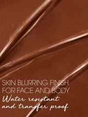 St. Tropez Instant Glow Body Bronzer Medium 100ml - Image 4 of 5