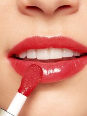 Clarins Lip Comfort Oil - Image 4 of 5