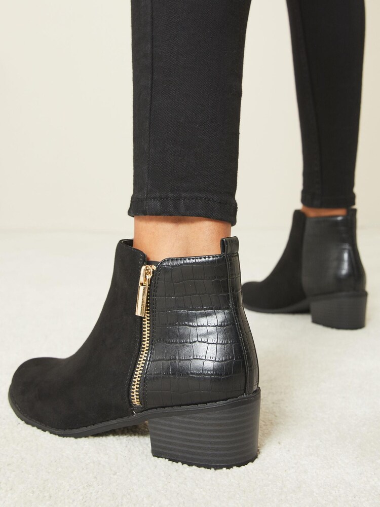 Lipsy Black Wide FIt Flat Side Zip Boot - Image 4 of 4