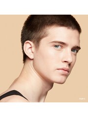 Bobbi Brown Vitamin Enriched Skin Tint - Image 4 of 5