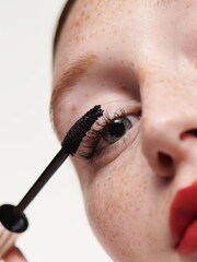Clinique High Impact Zero Gravity Mascara - Image 5 of 5