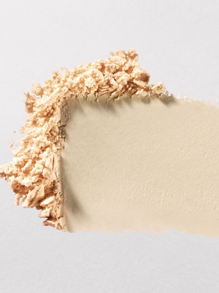 bareMinerals Original Mineral Veil Pressed Finishing Powder - Image 2 of 5
