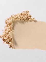 bareMinerals Original Mineral Veil Pressed Finishing Powder - Image 2 of 5
