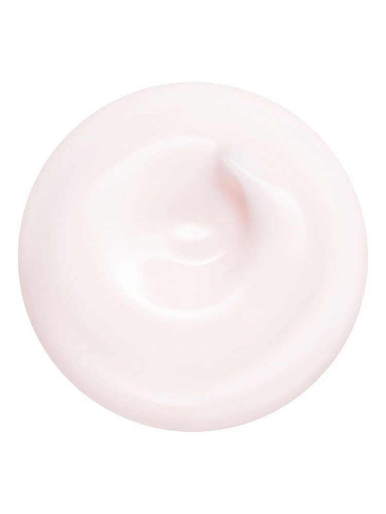 Shiseido Essential Energy Hydrating Cream 50ml - Image 2 of 4 Shiseido Essential Energy Hydrating Cream 50ml - Image 2 of 4