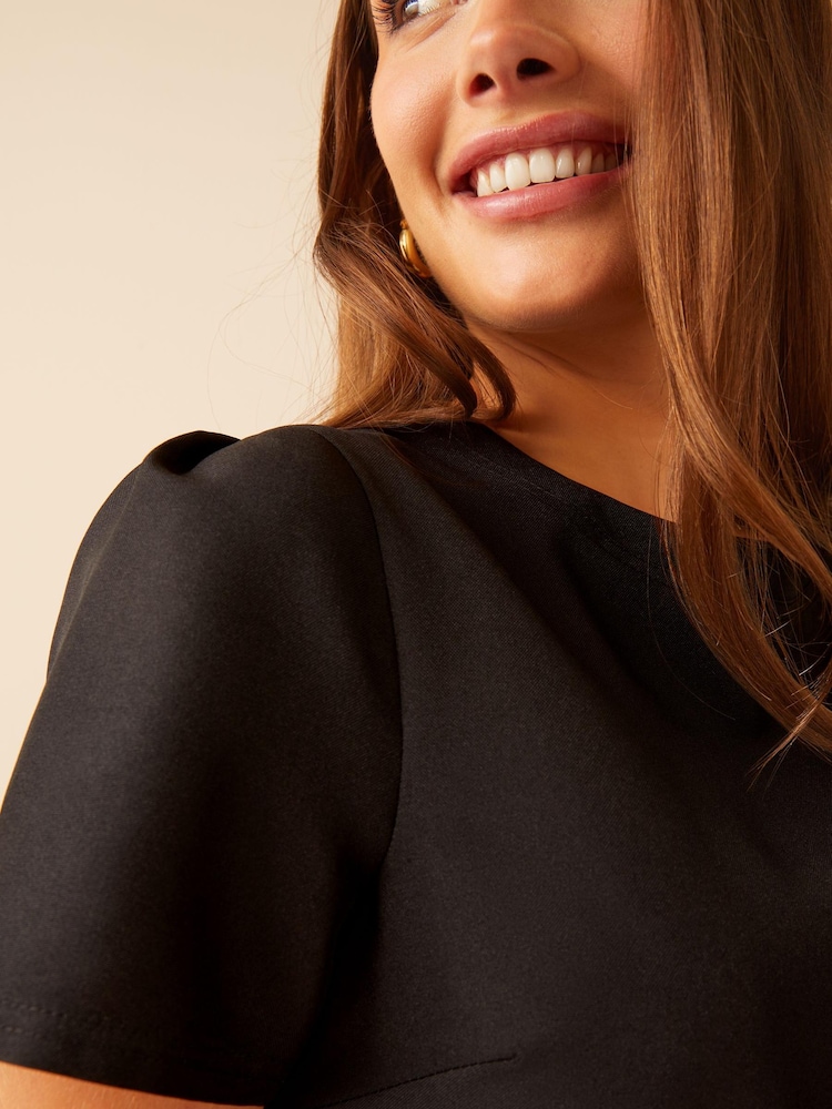 Friends Like These Black Short Sleeve Tailored Shift Dress - Image 4 of 4 Friends Like These Black Short Sleeve Tailored Shift Dress - Image 4 of 4