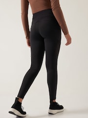 Athleta Black Headlands Hybrid Cargo Six Pocket Leggings - Image 2 of 6