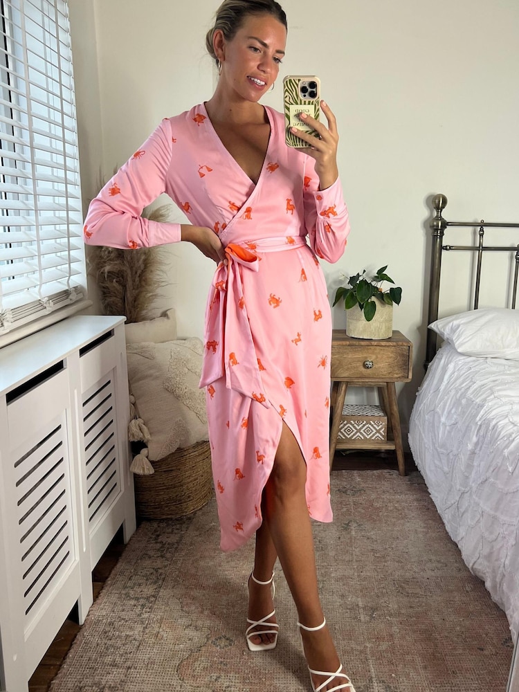 Style Cheat Pink Regular Fergie Reversible 2 in 1 Wrap Midi Dress - Image 1 of 2 Style Cheat Pink Regular Fergie Reversible 2 in 1 Wrap Midi Dress - Image 1 of 2