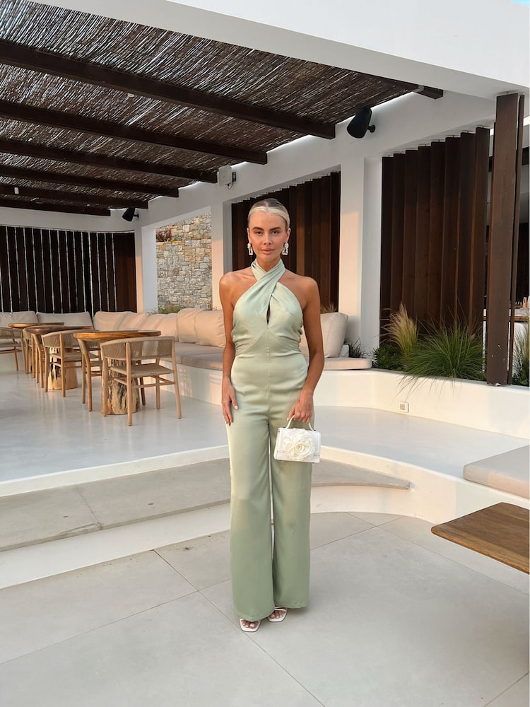 Атласный комбинезон с перекрестными ремешками In The Style Perrie Sian - Image 1 of 4