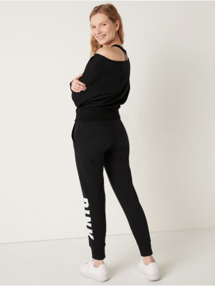 Victoria's Secret PINK Pure Black Fleece Lounge Jogger - Image 2 of 5 Victoria's Secret PINK Pure Black Fleece Lounge Jogger - Image 2 of 5