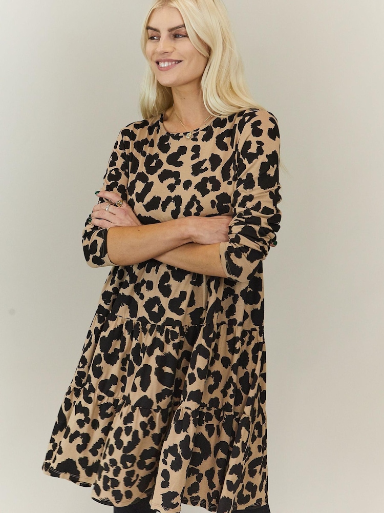Style Cheat Neutral Tiered Jersey Dress - Image 1 of 4