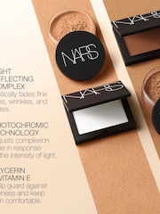 NARS Light Reflecting Setting Powder - Loose - Image 3 of 5