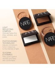 NARS Light Reflecting Setting Powder - Loose - Image 5 of 5