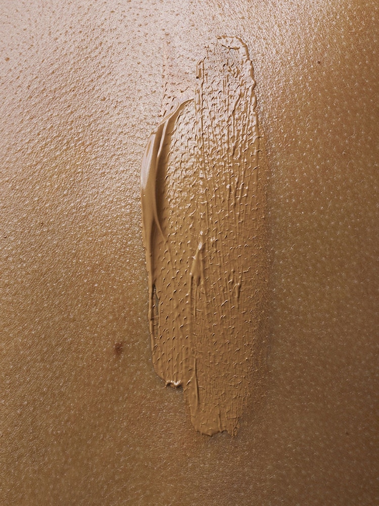 Yves Saint Laurent NU Bare Look Skin Tint Foundation 30ml - Image 2 of 5