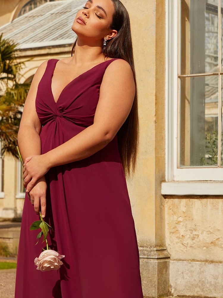 Chi Chi London Red Plus Size Knot Detail Maxi Dress - Image 4 of 4
