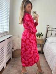 Розовый/красный - Двустороннее платье миди 2 в 1 с запахом Style Cheat Fergie - Image 4 of 5