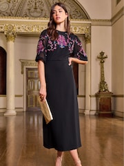 V&A | Love & Roses Black Embroidery Embroidered Puff Sleeve Midi Dress - Image 4 of 4