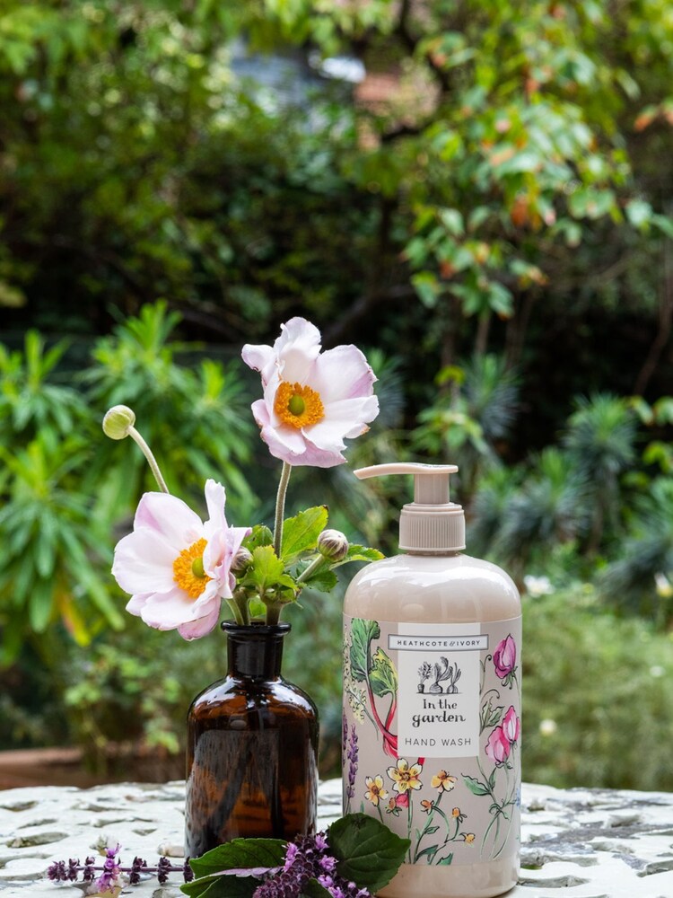 Heathcote & Ivory In The Garden Hand Wash - Image 4 of 4