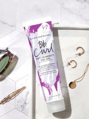 Bumble and bumble Curl Anti Humidity Gel Oil 150ml - Image 5 of 5