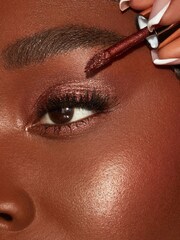 ICONIC London Glaze Crayon Intense - Image 4 of 6