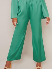 Chi Chi London Emerald Green Satin Wide Leg Elasticated Waist Trousers - Image 4 of 5