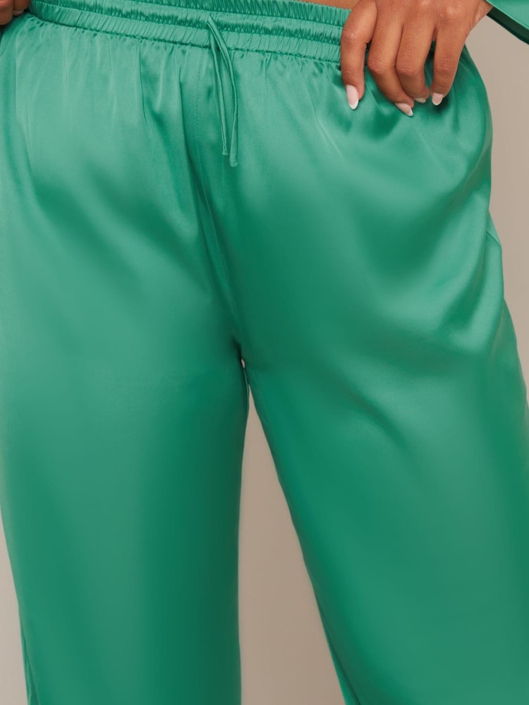 Chi Chi London Emerald Green Satin Wide Leg Elasticated Waist Trousers - Image 5 of 5