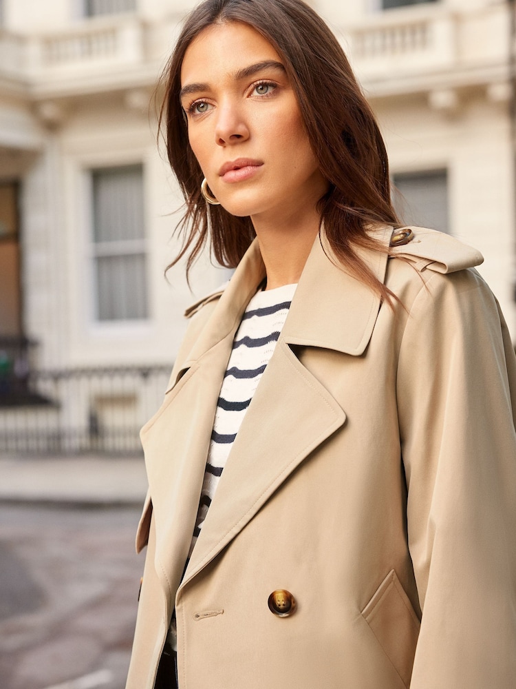 Love & Roses Camel Cropped Trench Jacket - Image 4 of 4