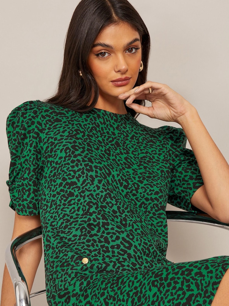 Friends Like These Green Animal Short Puff Sleeve Round Neck Shift Dress - Image 4 of 4 Friends Like These Green Animal Short Puff Sleeve Round Neck Shift Dress - Image 4 of 4